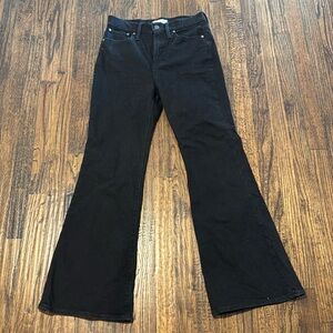 Madewell- The Perfect Vintage Flare Jean in Black Size 27